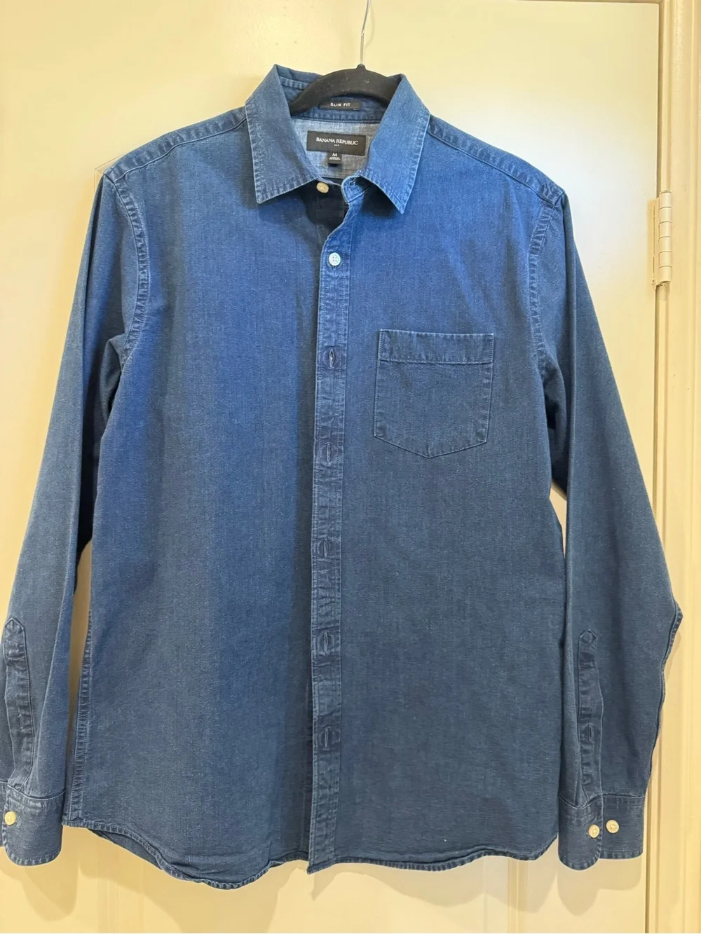 Banana Republic Slim Fit Dark Wash Denim Button Down Shirt Medium M